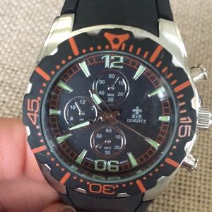 Quartz men’s watch
